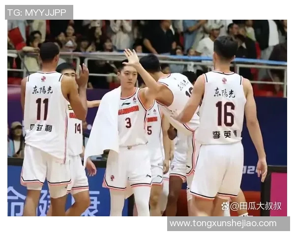 深圳篮球队的比赛节奏引发热议球迷与专家各执己见的背后故事